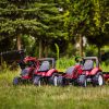 FALK-Traktorek-Czerwony-Valtra-S4-na-Pedaly-z-Przyczepka-od-3-Lat-2