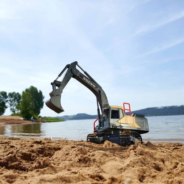 DICKIE-Construction-Volvo-Koparka-gornicza-RC-Zdalnie-sterowana-60cm-2 DICKIE-Construction-Volvo-Koparka-gornicza-RC-Zdalnie-sterowana-60cm-2