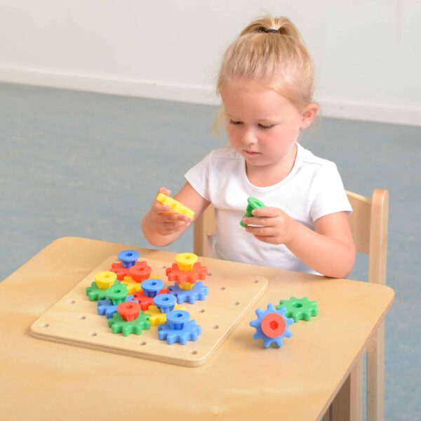 Kola-Zebate-Zbuduj-Wlasny-Mechanizm-Tablica-Masterkidz-Montessori-1 Kola-Zebate-Zbuduj-Wlasny-Mechanizm-Tablica-Masterkidz-Montessori-1