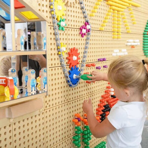 Kola-Zebate-Zbuduj-Wlasny-Mechanizm-Tablica-Naukowo-Kreatywna-Masterkidz-STEM-1 Kola-Zebate-Zbuduj-Wlasny-Mechanizm-Tablica-Naukowo-Kreatywna-Masterkidz-STEM-1
