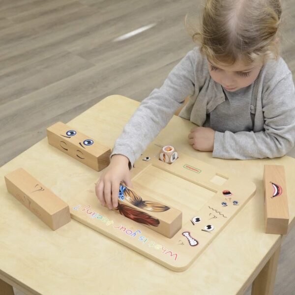 MASTERKIDZ-Nauka-Emocji-Gra-Drewniana-Montessori-3 MASTERKIDZ-Nauka-Emocji-Gra-Drewniana-Montessori-3
