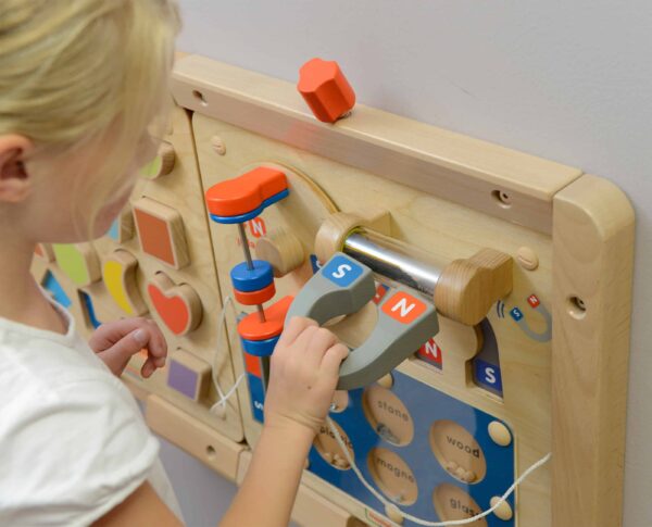 Nauka-o-Przyciaganiu-Magnetycznym-Tablica-Edukacyjna-Masterkidz-Montessori-4 Nauka-o-Przyciaganiu-Magnetycznym-Tablica-Edukacyjna-Masterkidz-Montessori-4