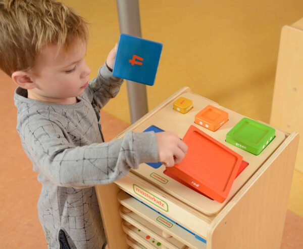 Piramidka-Drewniana-Edukacyjna-Liczenie-Kolory-Masterkidz-Montessori-2 Piramidka-Drewniana-Edukacyjna-Liczenie-Kolory-Masterkidz-Montessori-2