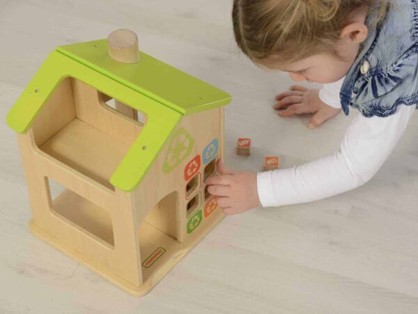 Stacja-Sortowania-Smierci-I-Recyklingu-Drewniana-Makieta-Masterkidz-4 Stacja-Sortowania-Smierci-I-Recyklingu-Drewniana-Makieta-Masterkidz-4