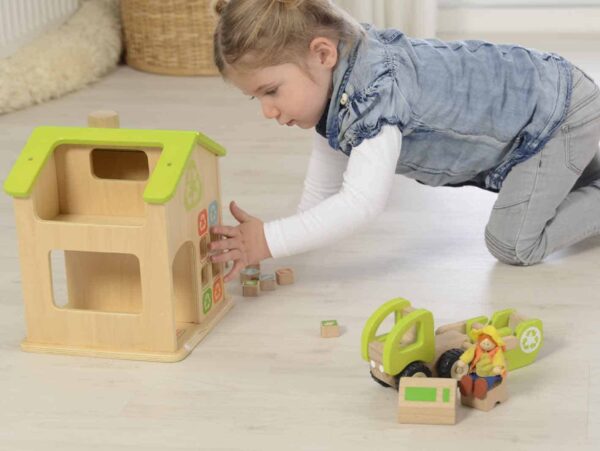 Stacja-Sortowania-Smierci-I-Recyklingu-Drewniana-Makieta-Masterkidz-6 Stacja-Sortowania-Smierci-I-Recyklingu-Drewniana-Makieta-Masterkidz-6