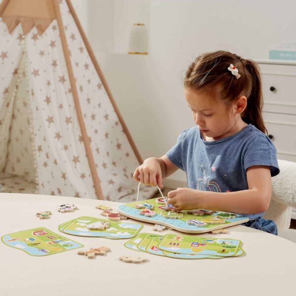 Viga-Drewniana-Sznurowanka-Przeplatanka-Zwierzeta-na-Farmie-Montessori-6 Viga-Drewniana-Sznurowanka-Przeplatanka-Zwierzeta-na-Farmie-Montessori-6