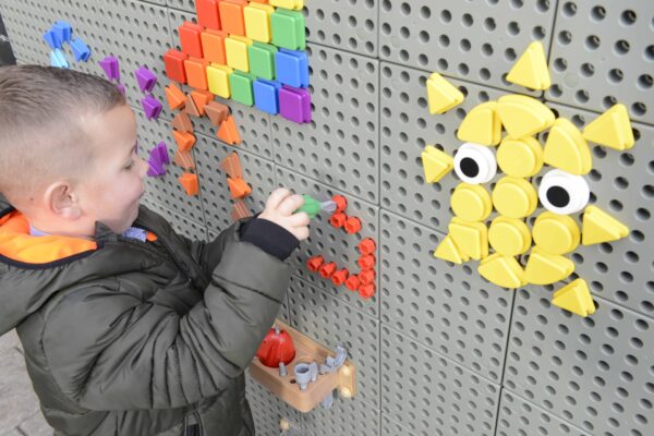 Zestaw-Narzedzia-Z-Wkretarka-8-Elementow-Tablica-Naukowo-Kreatywna-Masterkidz-STEM-7 Zestaw-Narzedzia-Z-Wkretarka-8-Elementow-Tablica-Naukowo-Kreatywna-Masterkidz-STEM-7