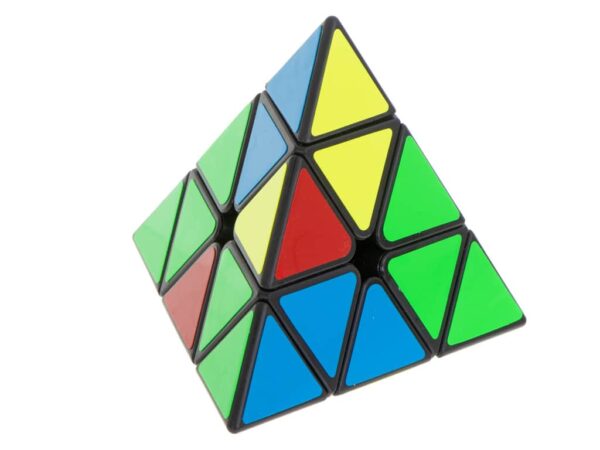 Gra-logiczna-Kostka-lamiglowka-PYRAMINX-Black-MoYu-3 Gra-logiczna-Kostka-lamiglowka-PYRAMINX-Black-MoYu-3