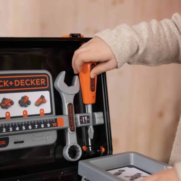 Smoby-Black-Decker-Walizka-z-Narzedziami-Samochod-w-Czesciach-4 Smoby-Black-Decker-Walizka-z-Narzedziami-Samochod-w-Czesciach-4