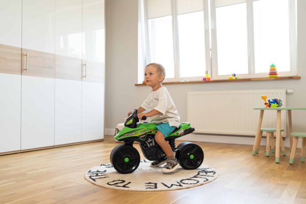 FALK-Jezdzik-Racing-Zielony-Motorek-Szerokie-Kola-od-1-roku-2 FALK-Jezdzik-Racing-Zielony-Motorek-Szerokie-Kola-od-1-roku-2