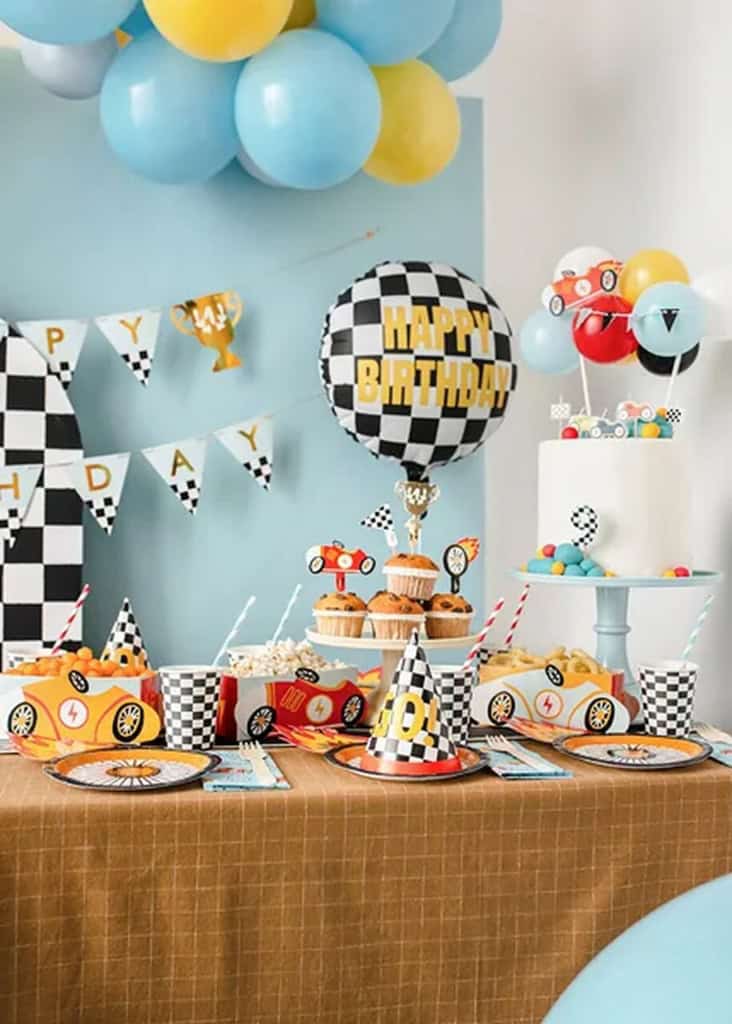 Dekoracje-do-muffinek-Autka-12cm-2 Dekoracje-do-muffinek-Autka-12cm-2