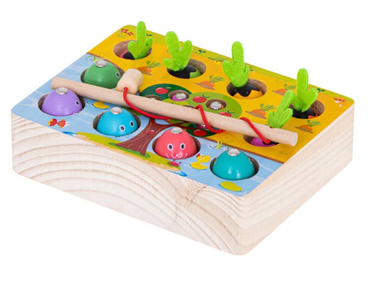 Gra-drewniana-montessori-lowienie-rybek-marchewki-robaczki-1 Gra-drewniana-montessori-lowienie-rybek-marchewki-robaczki-1