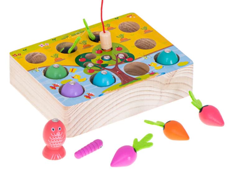 Gra-drewniana-montessori-lowienie-rybek-marchewki-robaczki-3 Gra-drewniana-montessori-lowienie-rybek-marchewki-robaczki-3