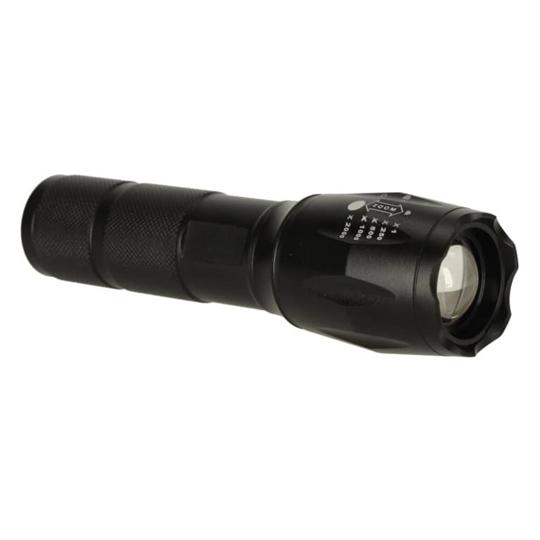 Latarka-taktyczna-wojskowa-800-lumenow-LED-ZOOM-mocna-USB-akumulator-9 Latarka-taktyczna-wojskowa-800-lumenow-LED-ZOOM-mocna-USB-akumulator-9