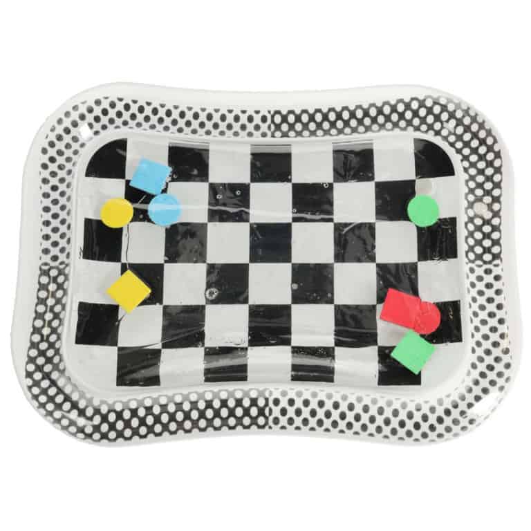 Mata-wodna-sensoryczna-dmuchana-dla-niemowlat-czarno-biala-szachownica-XXL-65x50-cm-2 Mata-wodna-sensoryczna-dmuchana-dla-niemowlat-czarno-biala-szachownica-XXL-65x50-cm-2