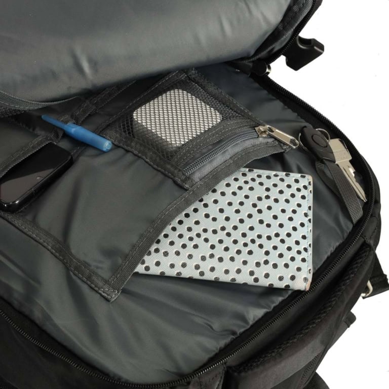 Plecak-podrozny-na-laptopa-rozkladany-26-36L-kabel-USB-pojemny-wodoodporny-czarny-7 Plecak-podrozny-na-laptopa-rozkladany-26-36L-kabel-USB-pojemny-wodoodporny-czarny-7