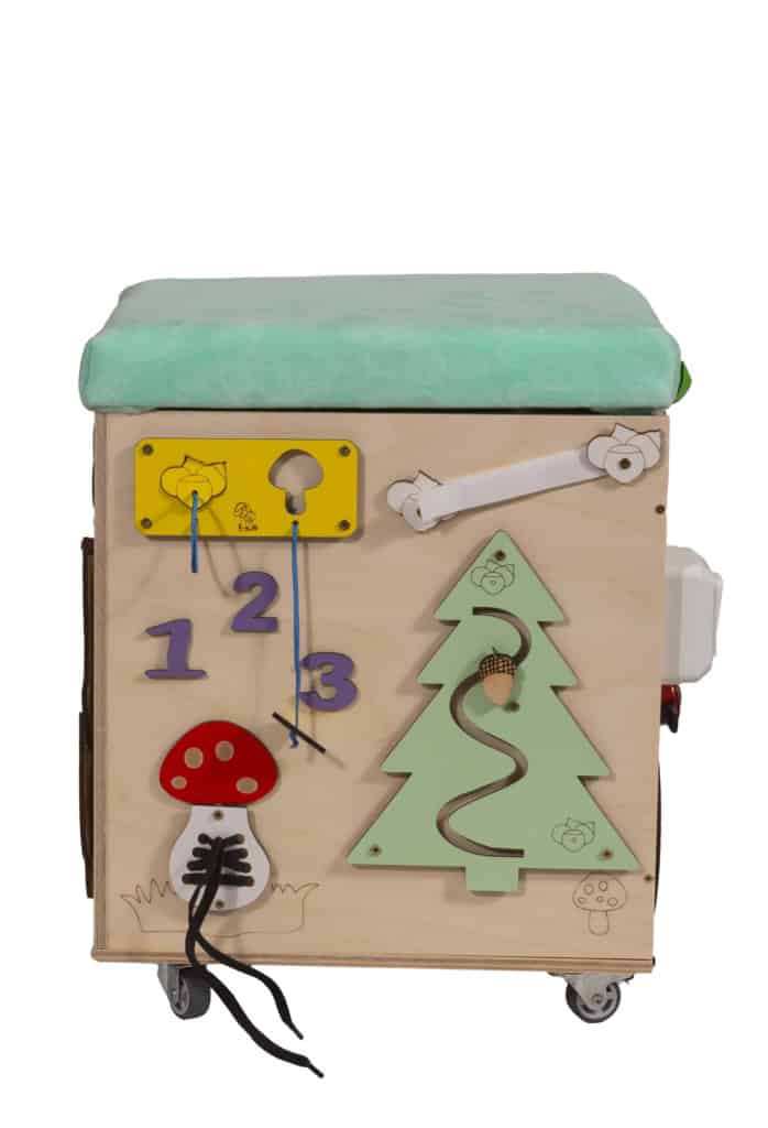 Pufa-manipulacyjna-montessori-LAS-z-siedziskiem-koleczkami-3w1-6 Pufa-manipulacyjna-montessori-LAS-z-siedziskiem-koleczkami-3w1-6