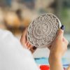 CANDELLANA-Kolorowanka-gipsowa-obraz-do-malowania-3D-mandala-zestaw-farby-i-pedzle-1