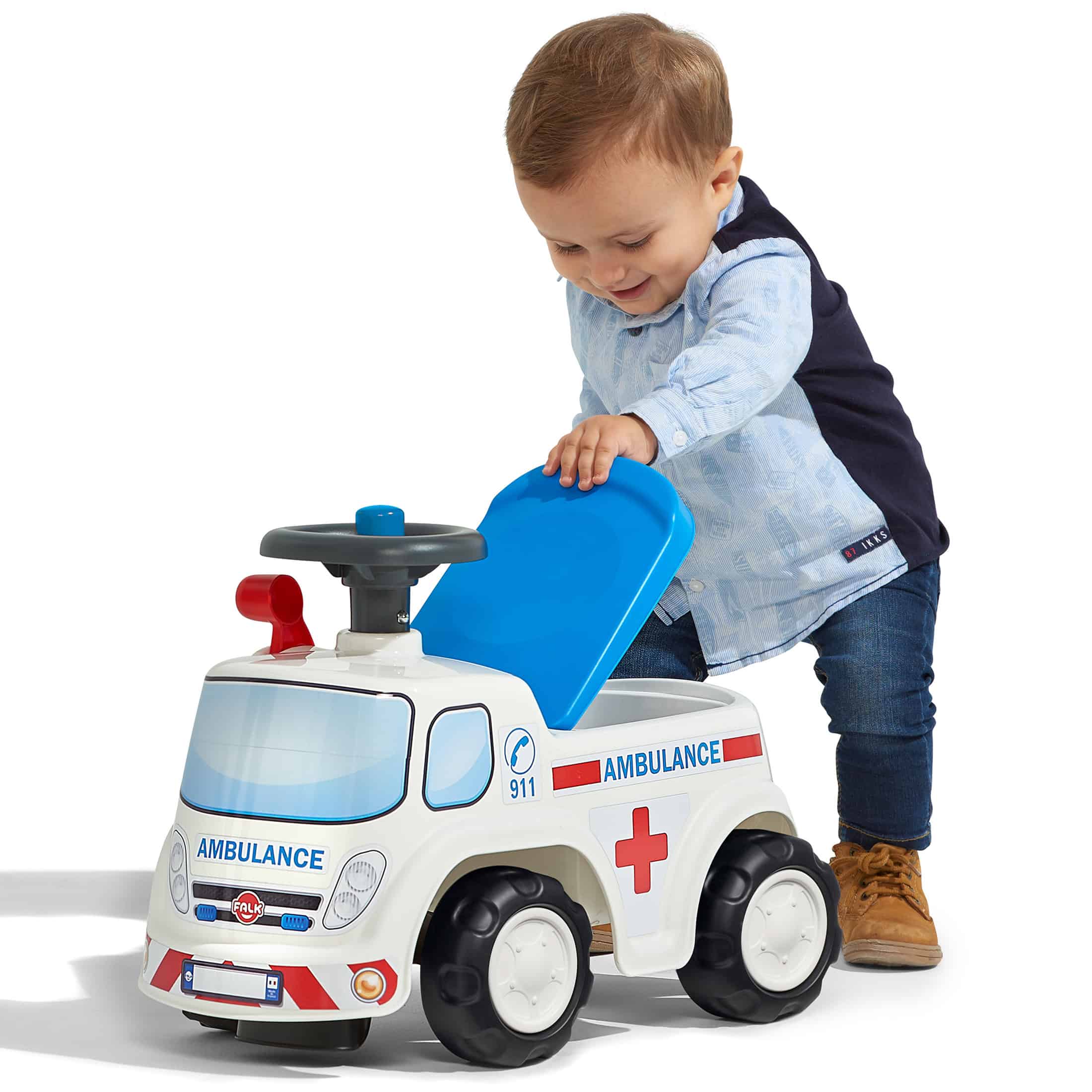 FALK-Jezdzik-Samochod-Ambulans-z-Klaksonem-od-1-roku-10 FALK-Jezdzik-Samochod-Ambulans-z-Klaksonem-od-1-roku-10