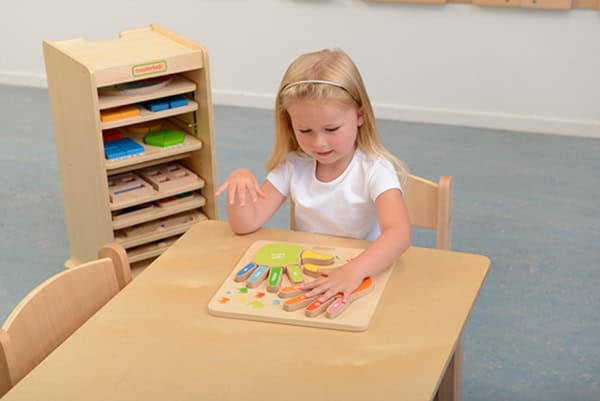 MASTERKIDZ-Edukacyjna-Tabliczka-Drewniana-Liczenie-Na-Palcach-6 MASTERKIDZ-Edukacyjna-Tabliczka-Drewniana-Liczenie-Na-Palcach-6