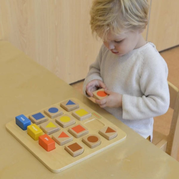 MASTERKIDZ-Tablica-Edukacyjna-Sorter-Ksztalty-i-Kolory-3 MASTERKIDZ-Tablica-Edukacyjna-Sorter-Ksztalty-i-Kolory-3