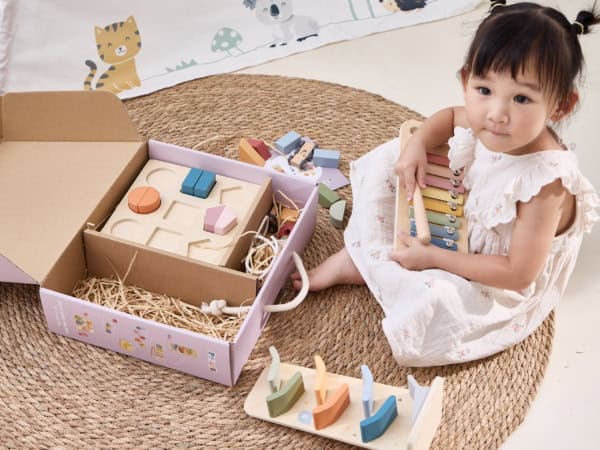 VIGA-Zestaw-Zabawek-Edukacyjnych-Pudelko-Box-od-18-miesiaca-do-24-miesiaca-1 VIGA-Zestaw-Zabawek-Edukacyjnych-Pudelko-Box-od-18-miesiaca-do-24-miesiaca-1