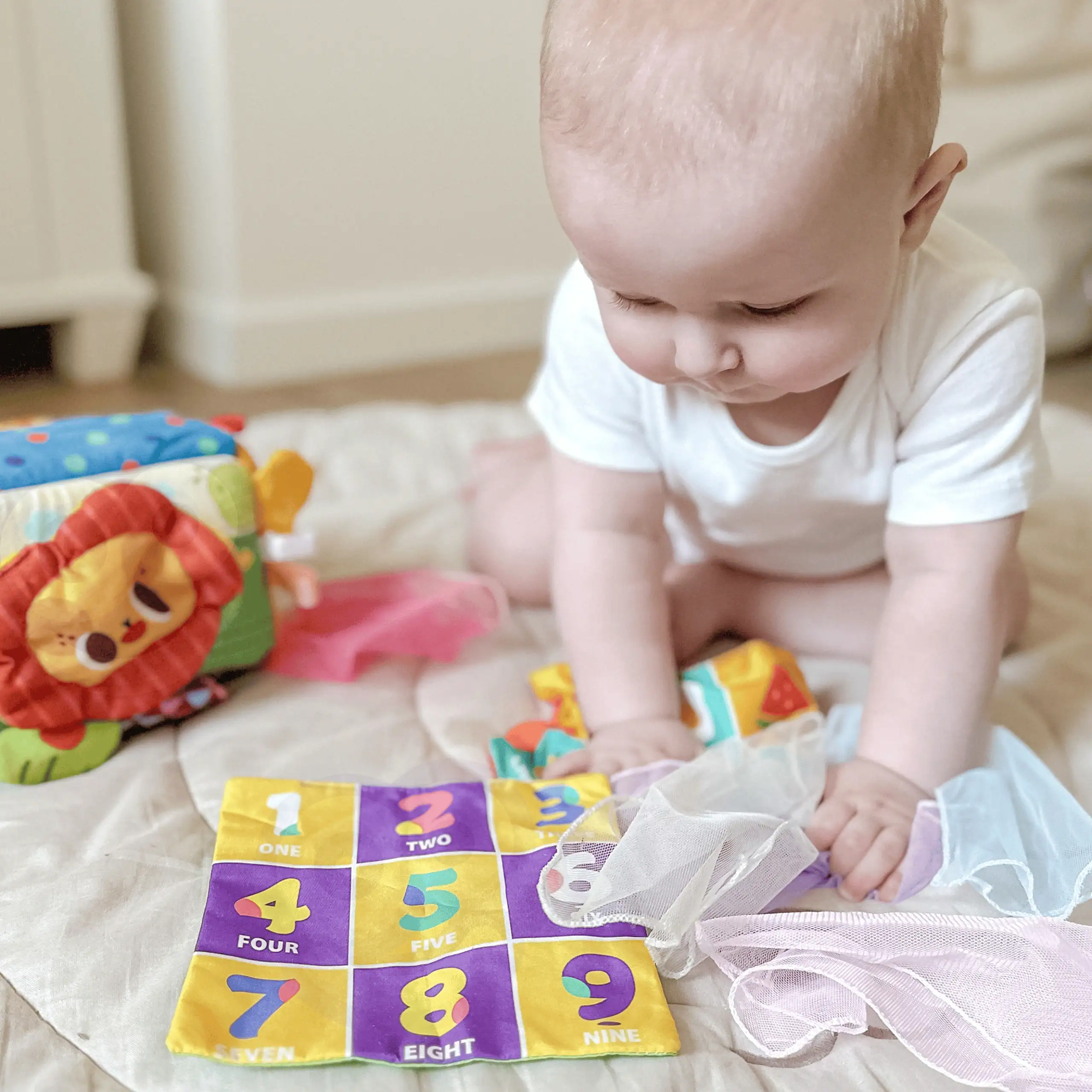 WOOPIE-BABY-Zabawka-Edukacyjna-Sensoryczna-Pani-Metka-Pudeleczko-Chusteczek-4 WOOPIE-BABY-Zabawka-Edukacyjna-Sensoryczna-Pani-Metka-Pudeleczko-Chusteczek-4