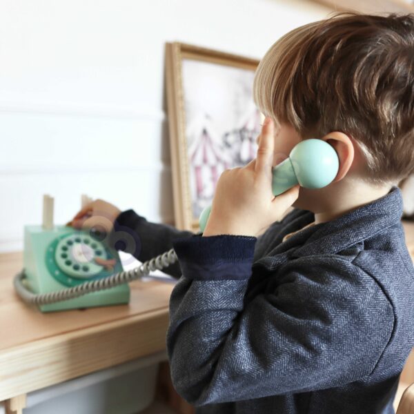 CLASSIC-WORLD-Klasyczny-Drewniany-Telefon-dla-Dzieci-4-el-1 CLASSIC-WORLD-Klasyczny-Drewniany-Telefon-dla-Dzieci-4-el-1